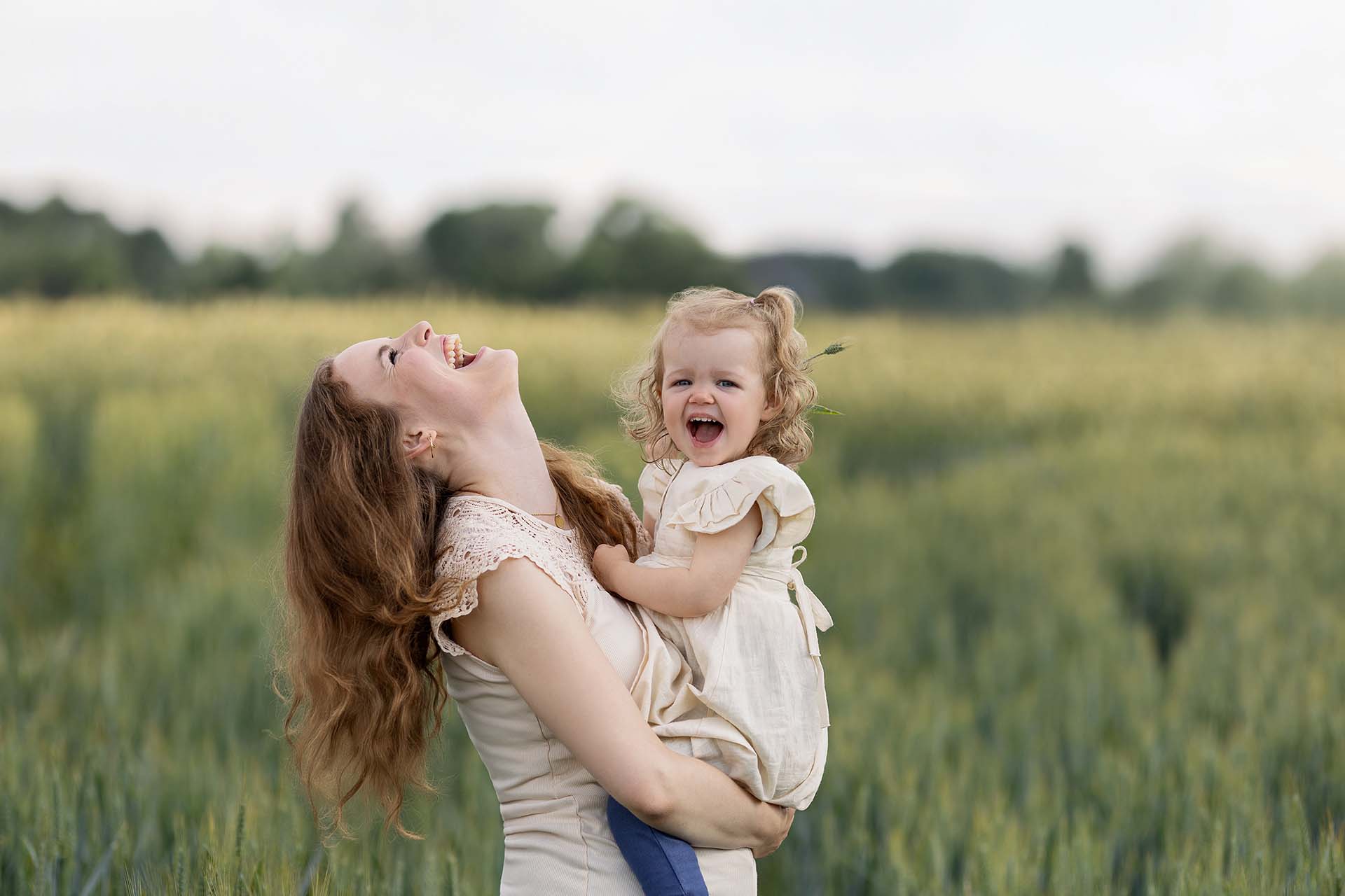 familienshooting augsburg, kindershooting, fotograf augsburg, familienfotos friedberg, familien fotoshooting königsbrunn